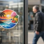 Autocollant vitrine magasin Crissier, Suisse - Décoration de vitrine commerciale.