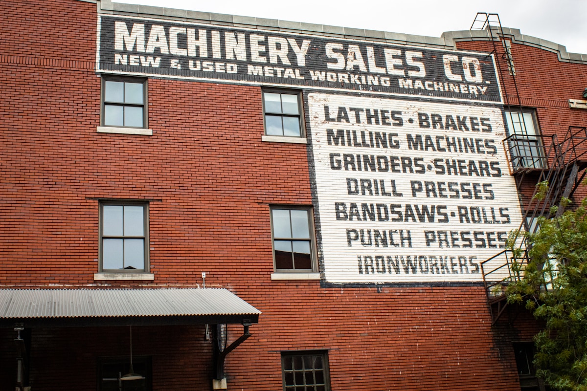 Machinery Sales Co. Building during daytime