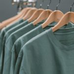 "Chemises bleues en flocage durable, qualité supérieur pour le meilleur vêtement personnalisé" revised to "Chemises ble