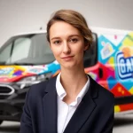 "Signalétique véhicule commercial, modèle 2026, design personnalisé"